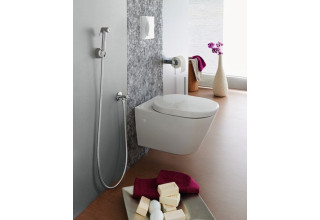 Унитаз подвесной Ideal Standard Connect AQUABLADE E047901+E712701 с толстым сиденьем SoftClose