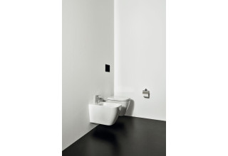 Унитаз подвесной Ideal Standard i.life S 35x48 сиденье Duroplast, SoftClose